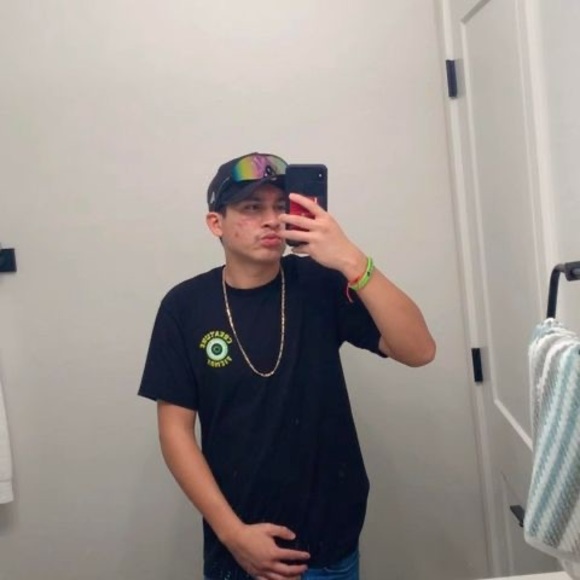 Meet your Posher, Daniel - Picture 1 of 1